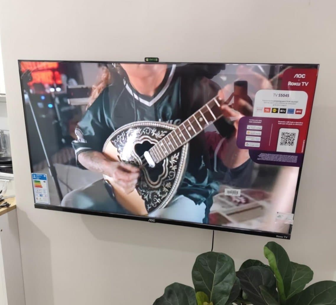 Smart TV 40" AOC Roku TV DLED Full HD